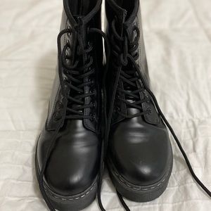 Knock-off Dr. Martens